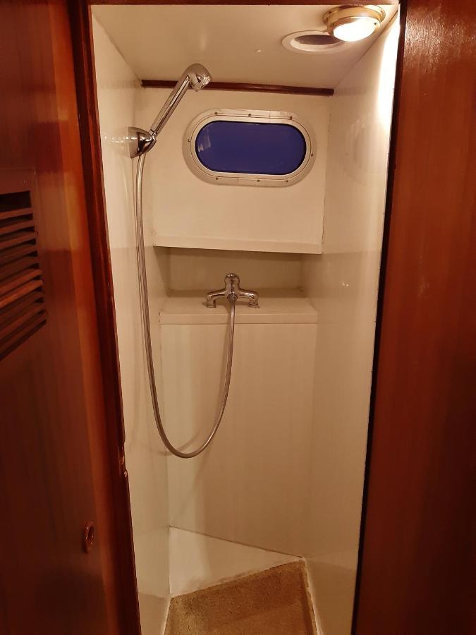Motor Yacht Almaz Hotel Амстердам Екстериор снимка