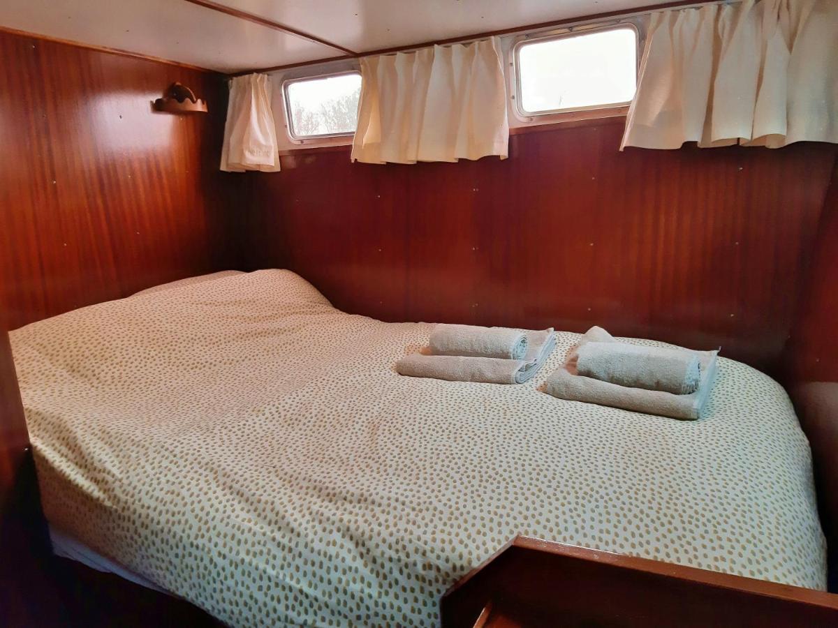 Motor Yacht Almaz Hotel Амстердам Екстериор снимка